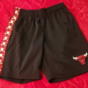 Chicago BULLS Basketball Shorts with Logo